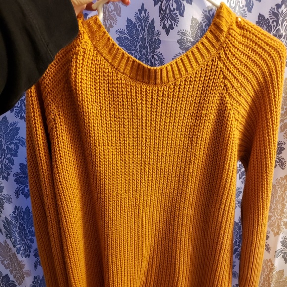 Chunky knit sweater bundle - Picture 3 of 4
